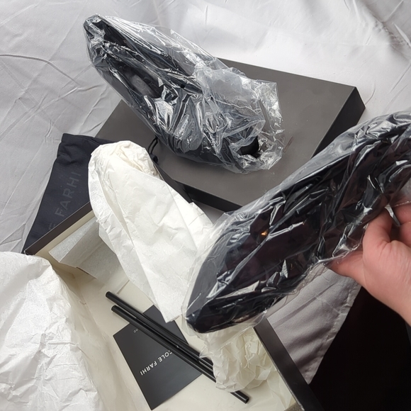 🆕🌿NICOLE FARHI SUEDE WEDGE SHOES🌿 - Picture 9 of 16